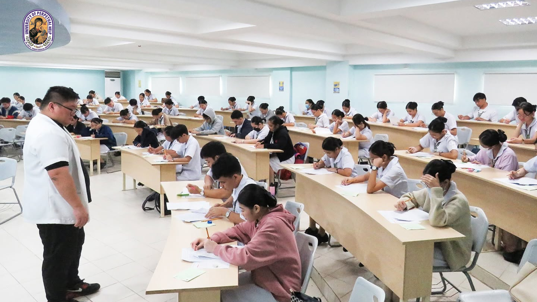 Medical College Tamayo medical college- students in exam hall